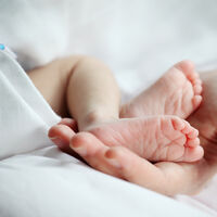 Una mujer se pone de parto el día en que debía presentarse a unas oposiciones y acaba haciendo el examen en el hospital