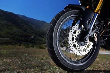 El Dunlop TrailSmart se muestran como uno de los mejores neumáticos Adventure del mercado