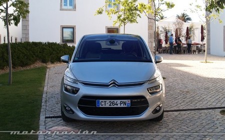 Citroën C4 Picasso 2013 presentación en Lisboa 04