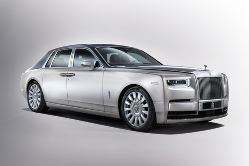 El Rolls-Royce Phantom VIII ha llegado: V12 biturbo de 571 caballos y una pequeña ración de lujo tecnológico