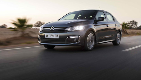 Un nuevo frontal y un nuevo sistema de infoentretenimiento para el Citroën C-Elysée 2017