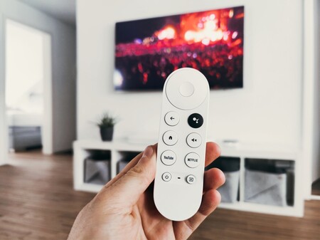 Gran operación contra listas IPTV ilícitas: cierran un grupo que distribuía contenidos a "cientos de miles de clientes" en UK