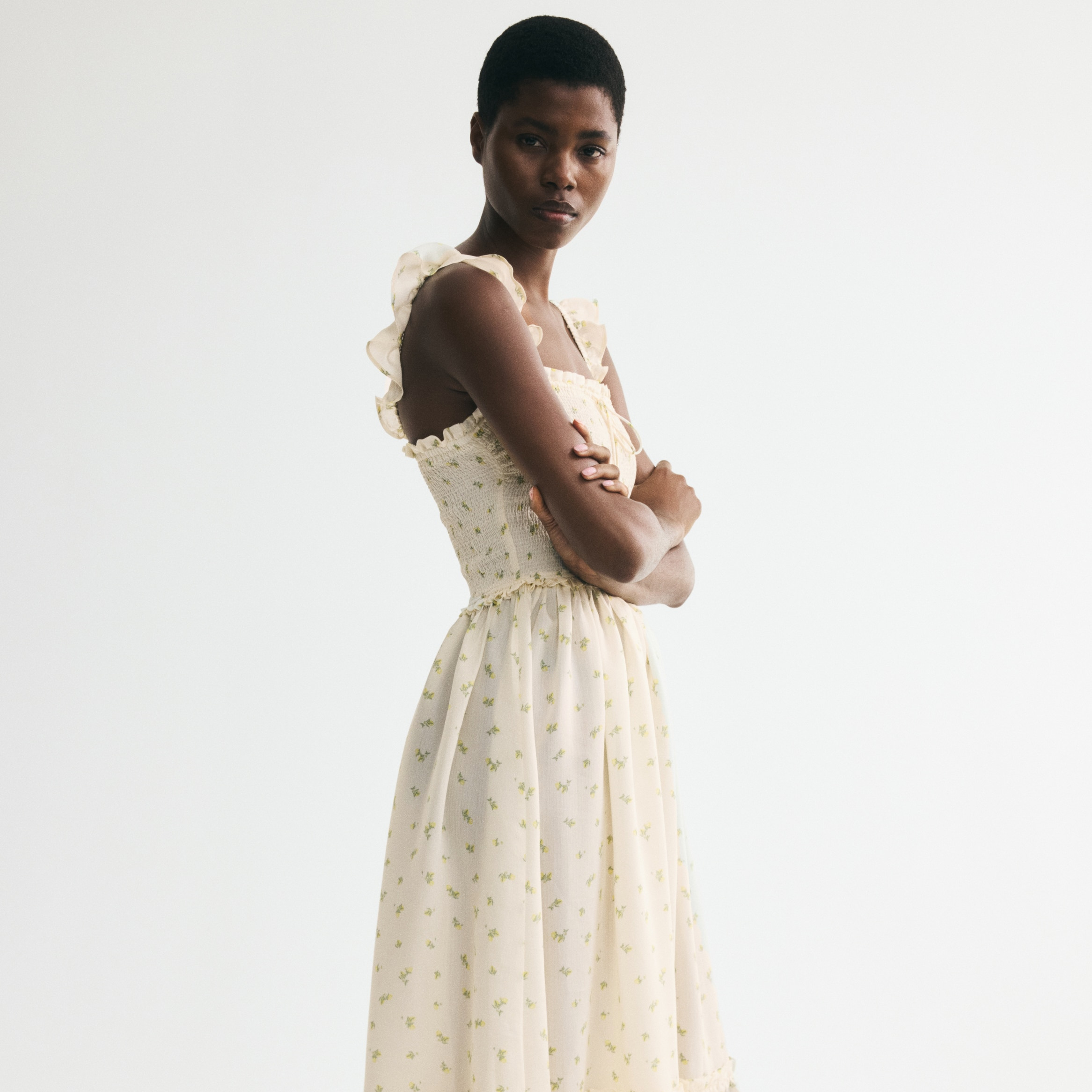Vestido con cuerpo nido de abeja