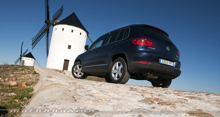 Volkswagen Tiguan Country 2.0 TDI