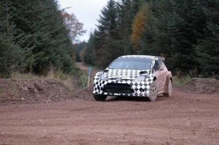 Tres nombres se barajan para el debut del Fiesta S2000 en competición