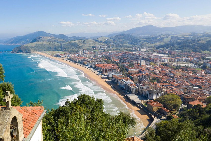Escapadas de fin de semana: los 16 mejores destinos de España donde desconectar y comer bien