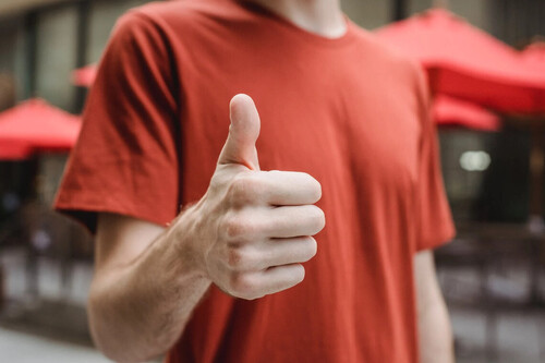 ¿Por qué nos fiamos de las opiniones de otros clientes y no necesariamente del vendedor?