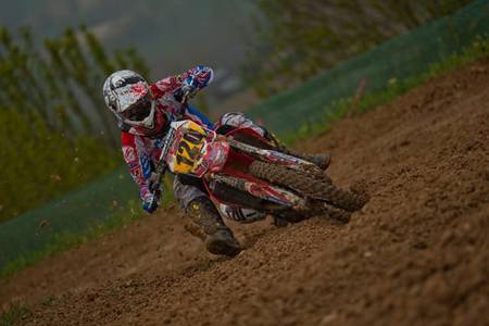 Cedric Soubeyras se impone en la segunda cita del Campeonato del Mundo de MX3 con claro dominio francés