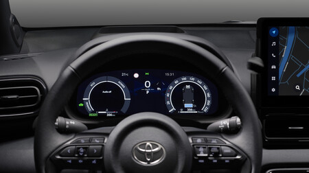 Toyota Yaris 130H 2024