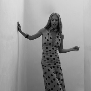 El nuevo vestido de lunares de Mango es perfecto para la feria: queda genial con un fular o un mantón de Manila 