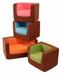 Modernas butacas para los niños
