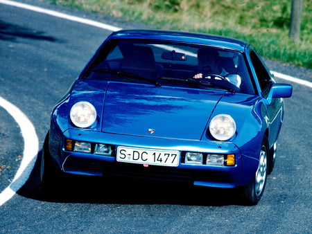 Porsche 928