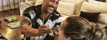 "La Roca" nos demuestra lo que los padres pueden hacer para apoyar la lactancia