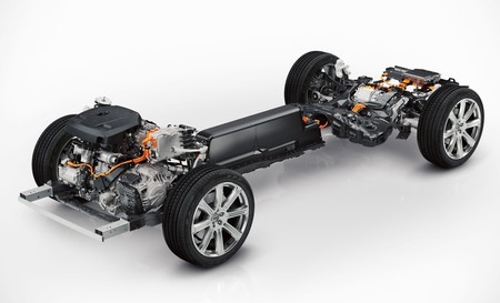 volvo-xc90-twin-engine-1000-2.jpg