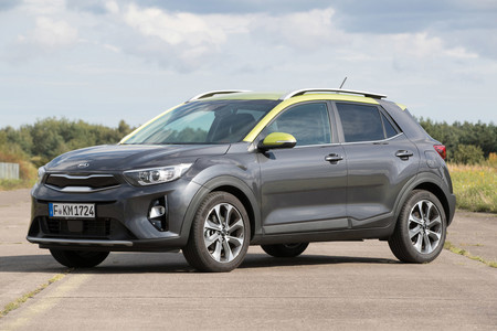 Comparativa Hyundai Kona Kia Stonic 13