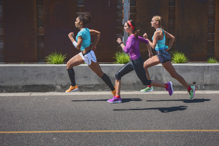 Si practicas running, no olvides cuidar bien tus tobillos