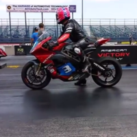 Victory eléctrica drag racing