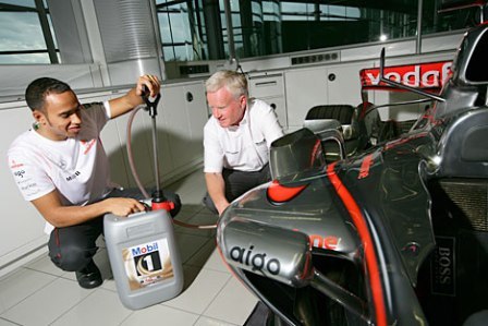 Mobil 1 desarrolla un aceite que da más potencia a McLaren