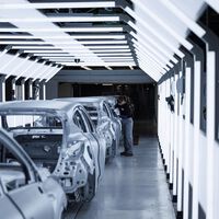 La mítica planta de Renault en Valladolid se "reinventa" con un viejo conocido: el motor de combustión 