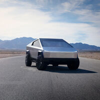 Fea, peligrosa y prohibida. Por qué la Tesla Cybertruck no va a poder venderse en Europa