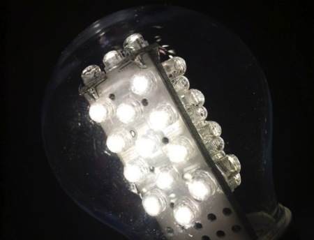 Apple está preparándose para adquirir componentes para un flash LED
