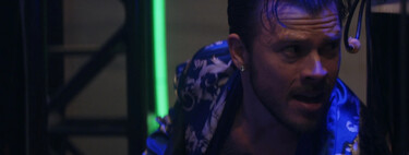 Disney+ ha estrenado sin que haga ruido una estupendísima película de ciencia ficción y gangsters que también es perfecta para fans de Wong Kar-Wai