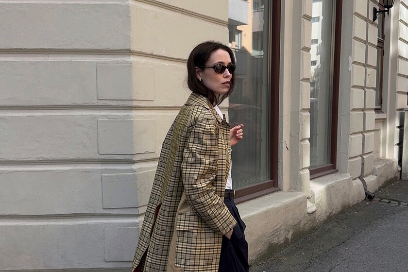 Decathlon baja el precio de los pantalones de trekking que triunfan en los looks de asfalto