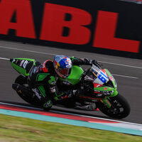 Can Öncü gana su primera carrera de Supersport en una húmeda carrera en Mandalika 