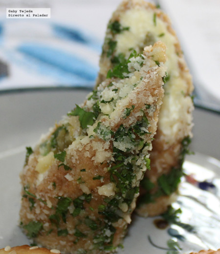 Bocadillos fríos de espárragos a la parmesana. Receta navideña