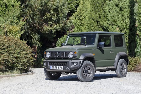 Suzuki Jimny, a prueba: un auténtico 4x4 de bolsillo, muy efectivo y relativamente asequible