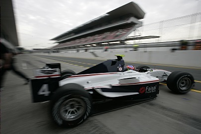 Romain Grosjean vence la primera carrera de las GP2 Asia Series