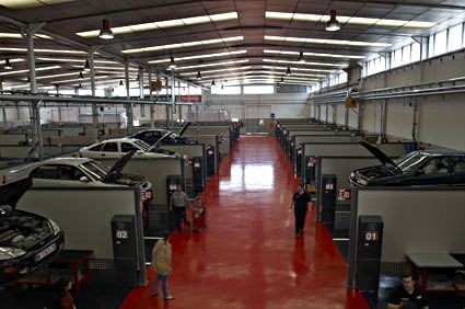 Sé tu propio mecánico, alquila el taller