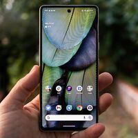 El Google Pixel 7 nunca ha estado tan barato: ofertón para este teléfono de gama alta con buena cámara y pantalla OLED 