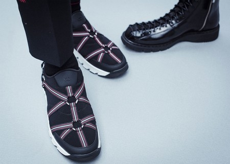 El lujo fuerte de las sneakers con correas de Dior Homme 2017