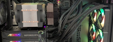 No Reddit, um usuário mostrou seu PC montado com quatro RTX 5090, mas revelou que nem as usa para jogar 