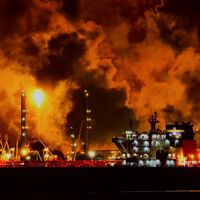 El escenario de los 200 dólares por barril: cuando la geografía asfixia a la economía mundial 