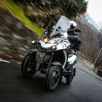 Alergia y motos: guía básica para sobrevivir a la primavera sobre dos ruedas