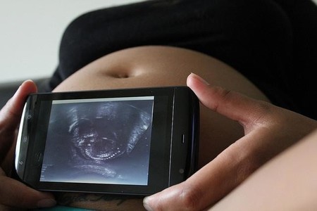 Cómo crece tu bebé en el vientre materno: desarrollo y crecimiento fetal en el embarazo