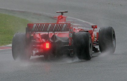 Raikkonen domina también el segundo día en Barcelona