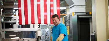 Los nuevos aranceles del 100% en chips han dejado claro que incluso Apple necesita tener contento a Trump