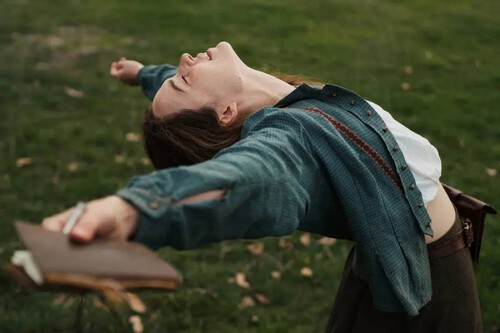 'Mi brillante carrera' me ha recordado la necesidad que tengo de que vuelva 'Los Bridgerton'. La serie de Netflix es un folletín muy romántico y juguetón 
