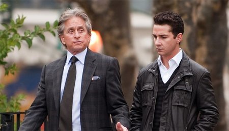 Los looks de Michael Douglas y Shia LaBeouf en ‘Wall Street: El dinero nunca duerme’