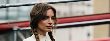 Mitad bailarinas, mitad mocasines: los zapatos color chocolate más elegantes del verano acaban de llegar a Lefties 