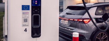 Al reto de cargar un coche eléctrico fuera de casa en España se suma una nueva dificultad: están intentando estafarte con códigos QR falsos