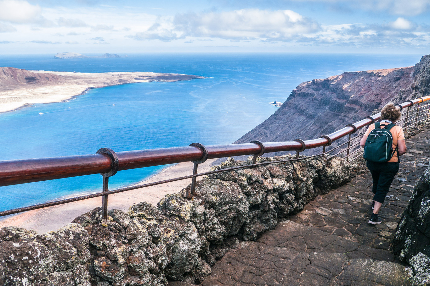El Mirador del Río: las vistas más espectaculares desde Lanzarote a la "nueva" isla de Canarias