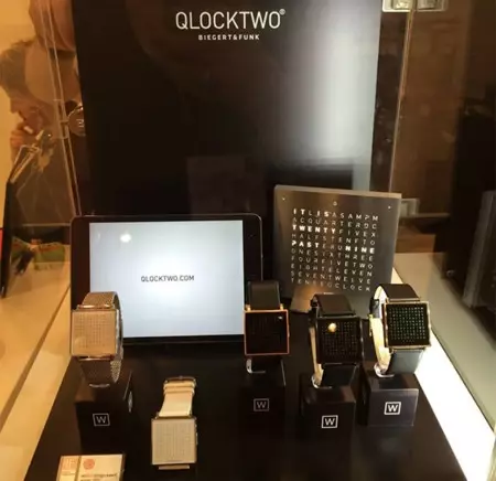 QLOCKTWO W el nuevo reloj de pulsera minimalista