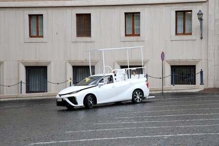 Papamovil Toyota Mirai Hidrogeno