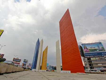 Satelite Escultura