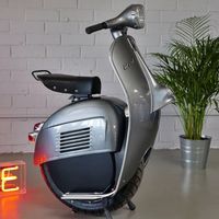 Bel&Bel redefine la movilidad cool: monociclo eléctrico, cuerpo de Vespa y hasta 60 km de autonomía 