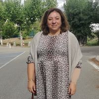 "Solo pensaba en mis hijas, que iban a tener que vivir sin su madre", el temor de Mari Ángeles tras el diagnóstico de cáncer de mama ya superado
